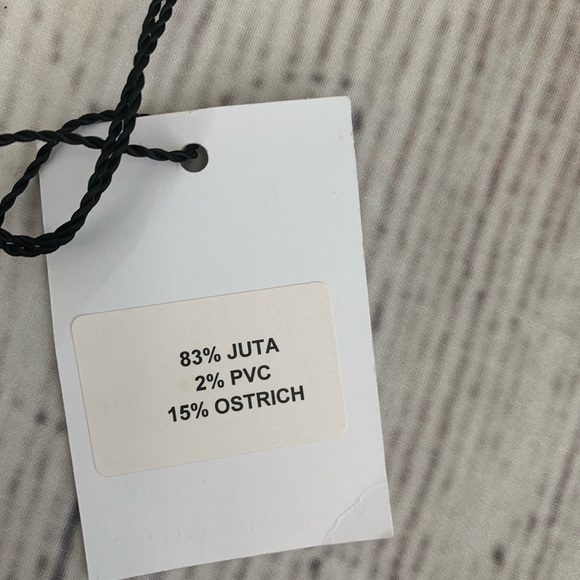 Marc Jacobs quilted ostrich trim bag - Picture 8 of 8